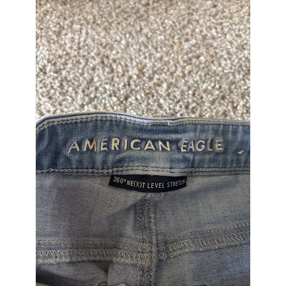 American Eagle Distressed High Rise Jeans Size 2 Short - Picture 3 of 5